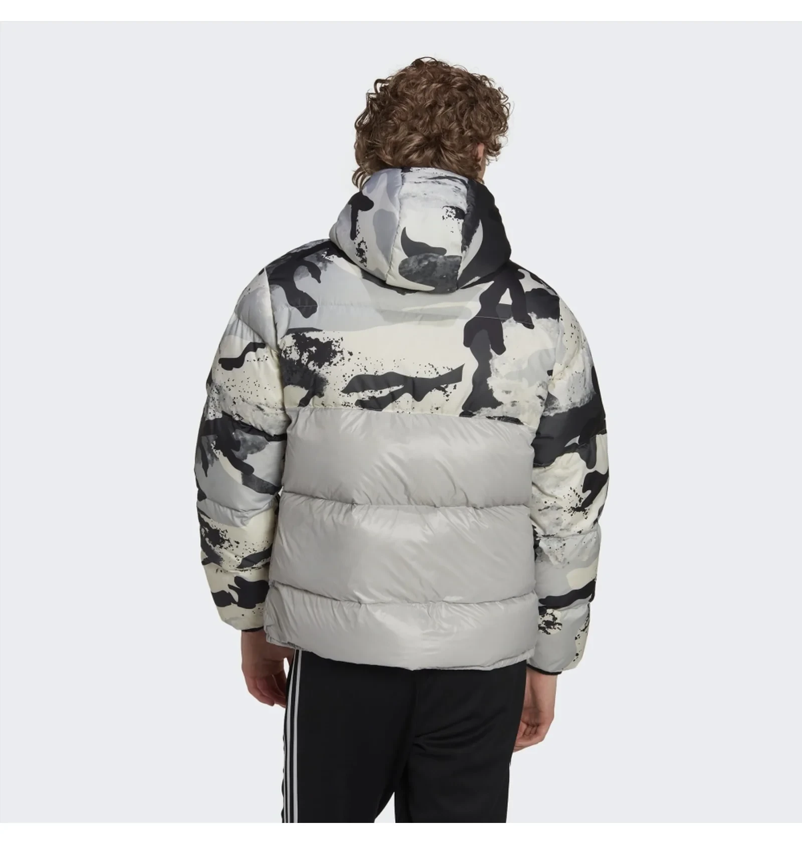 Пуховик чоловічий Adidas Down Regen Camo Hooded Grey 2