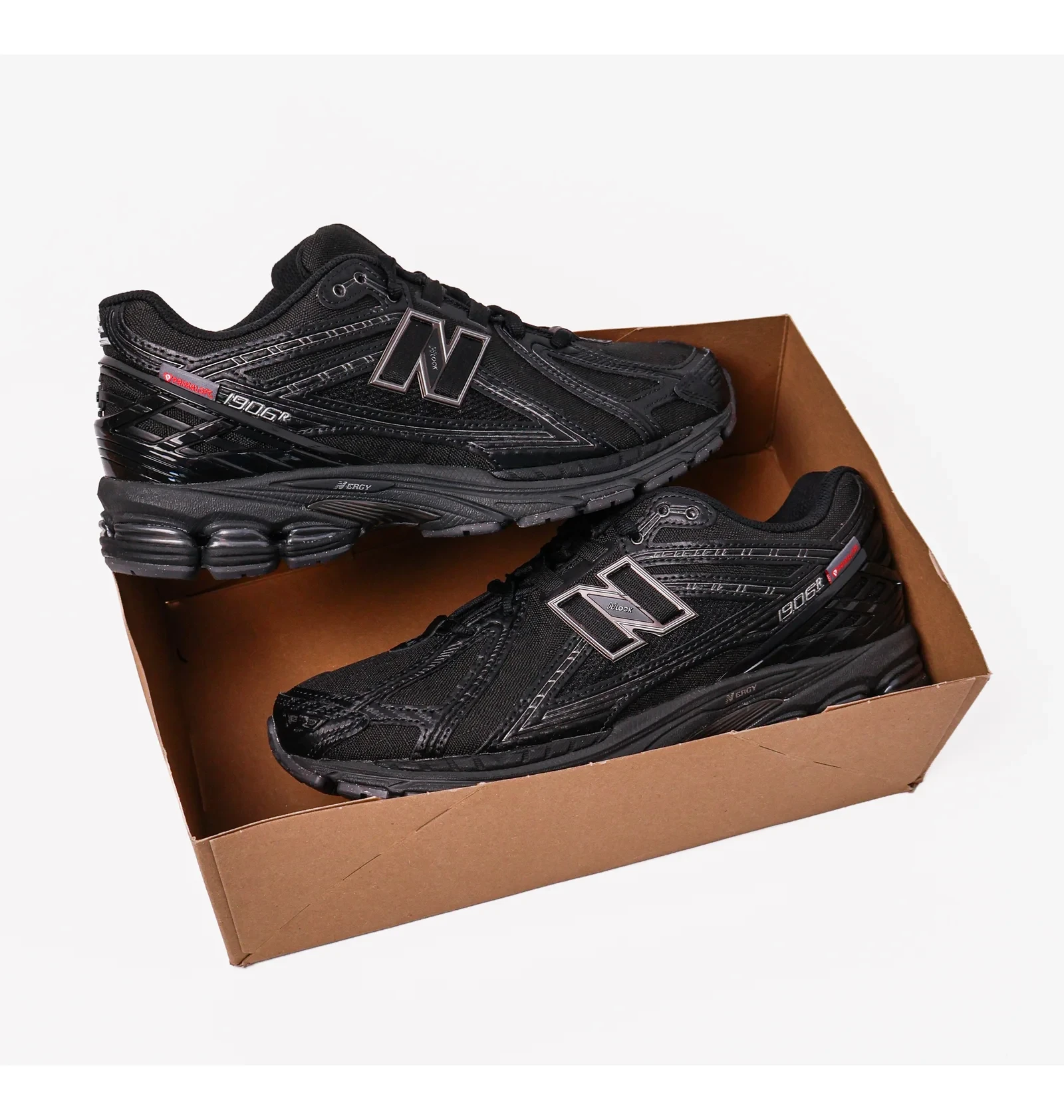 Кросівки чоловічі New Balance 1906R Black 2