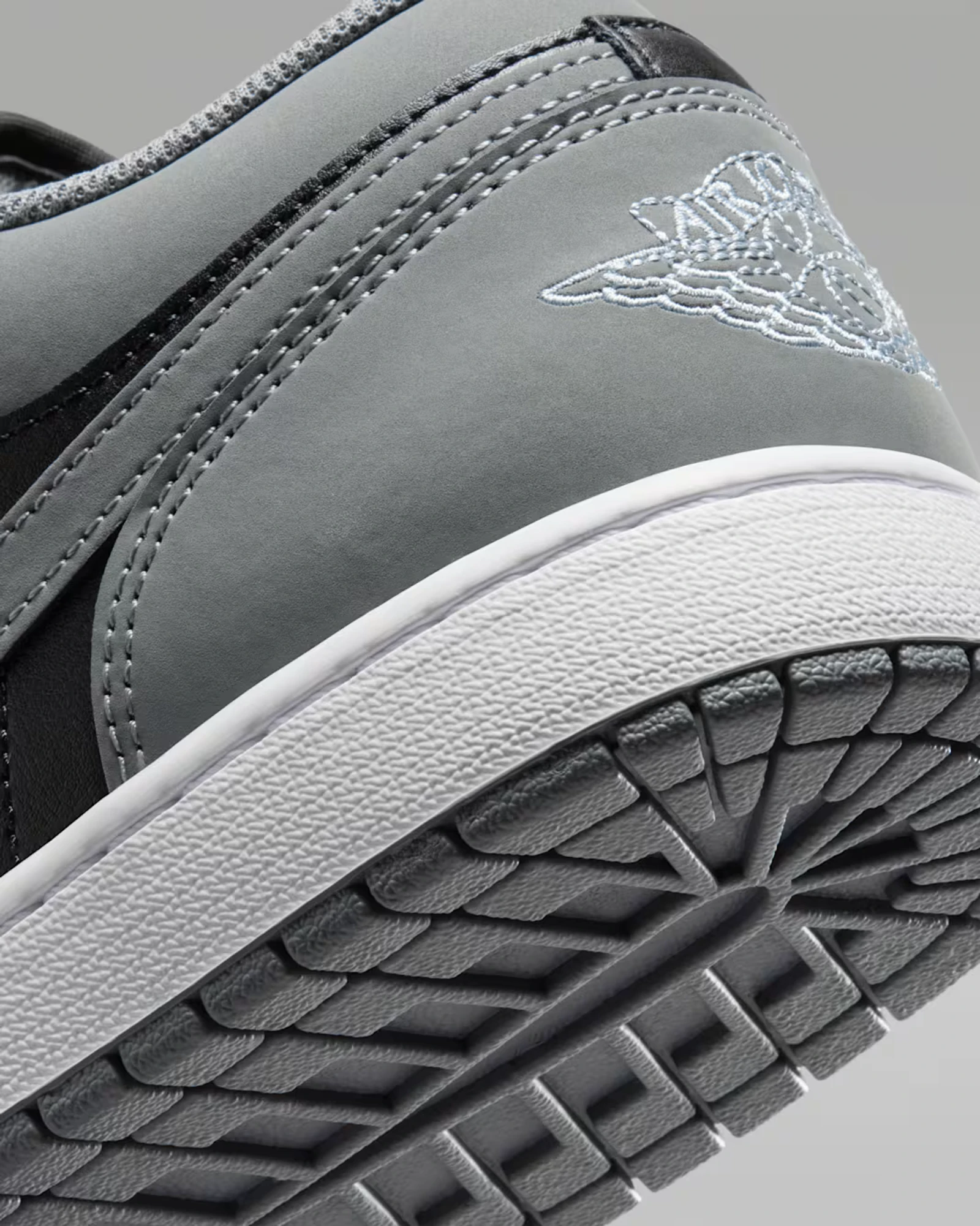Кросівки чоловічі Air Jordan 1 Low 8