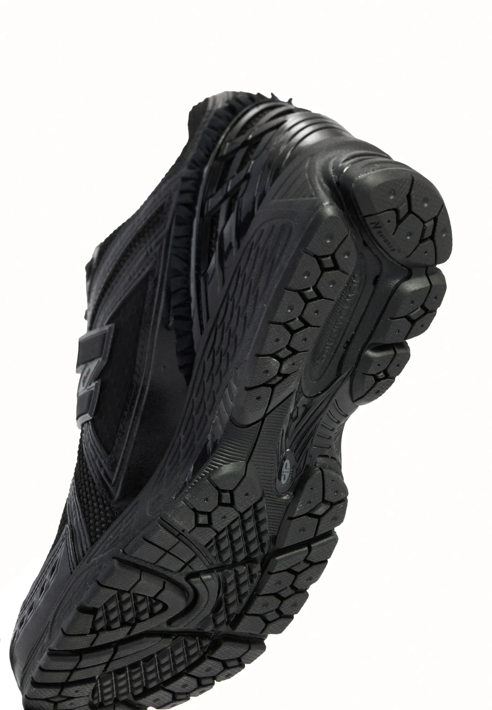 Кросівки New Balance 1906R Triple Black Frill (чоловічі) 4