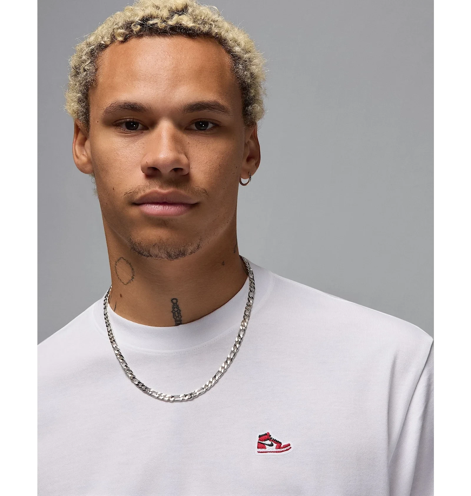 Футболка унісекс Air Jordan Sneaker Patch T-Shirt White 4