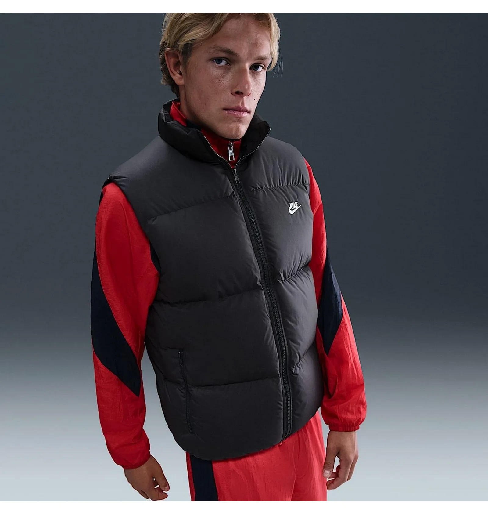 Жилетка чоловіча Nike Club Puffer Black 4