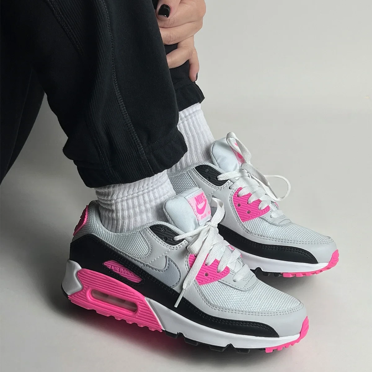 Кросівки жіночі Nike Air Max 90 "Glow Wolf Grey" 2