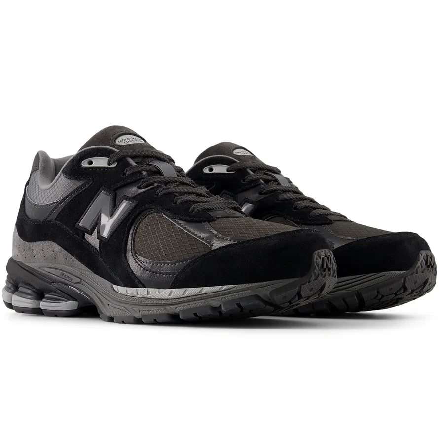 Кросівки чоловічі New Balance 2002 Ripstop Black 2