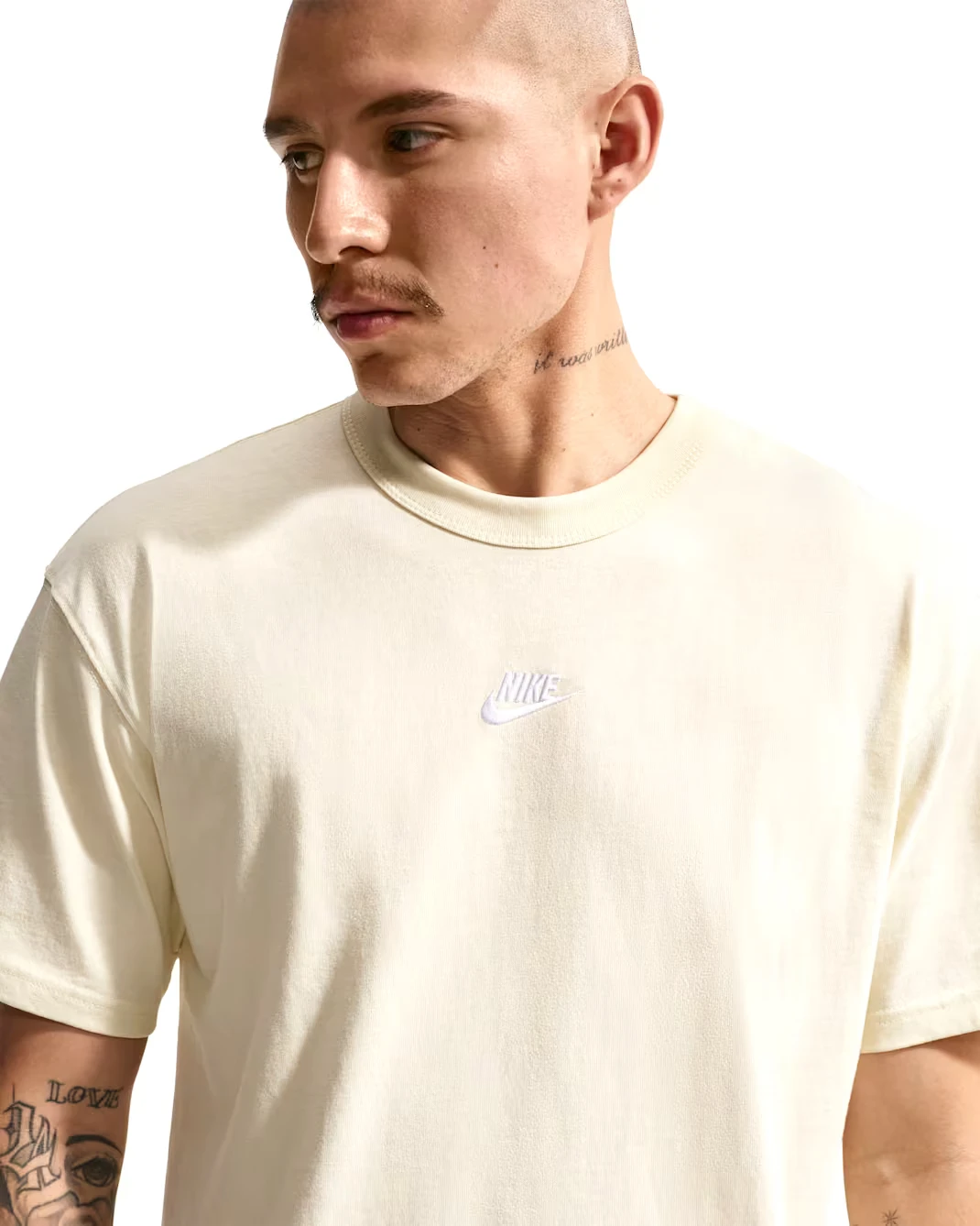 Футболка чоловіча Nike Premium Club T-Shirt In Beige 3