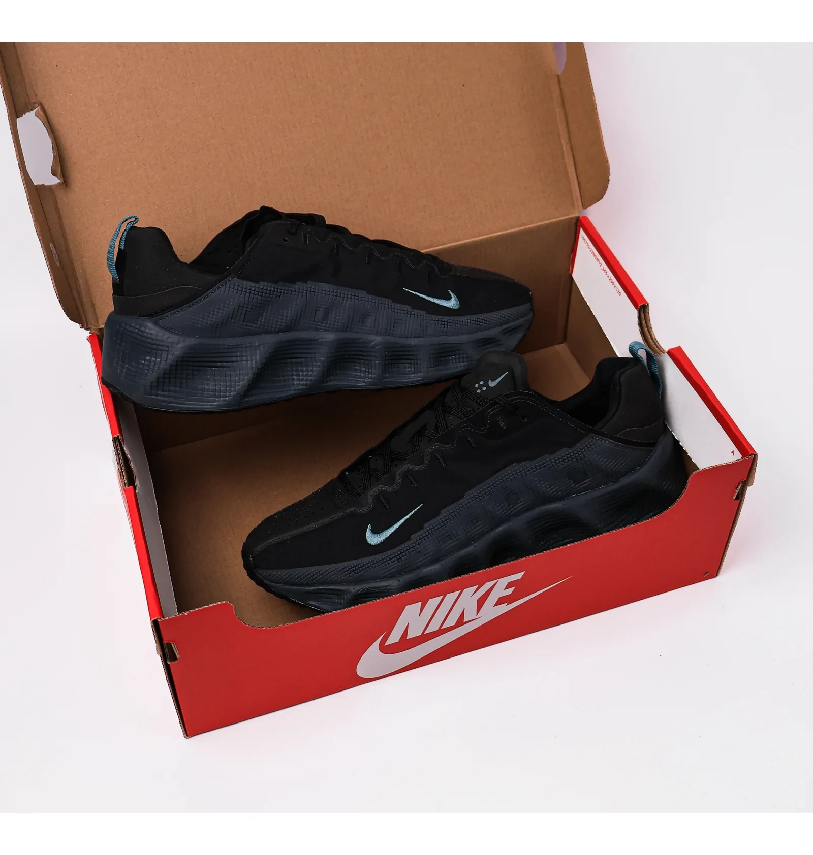 Кросівки чоловічі Nike Ava Rover Black 2