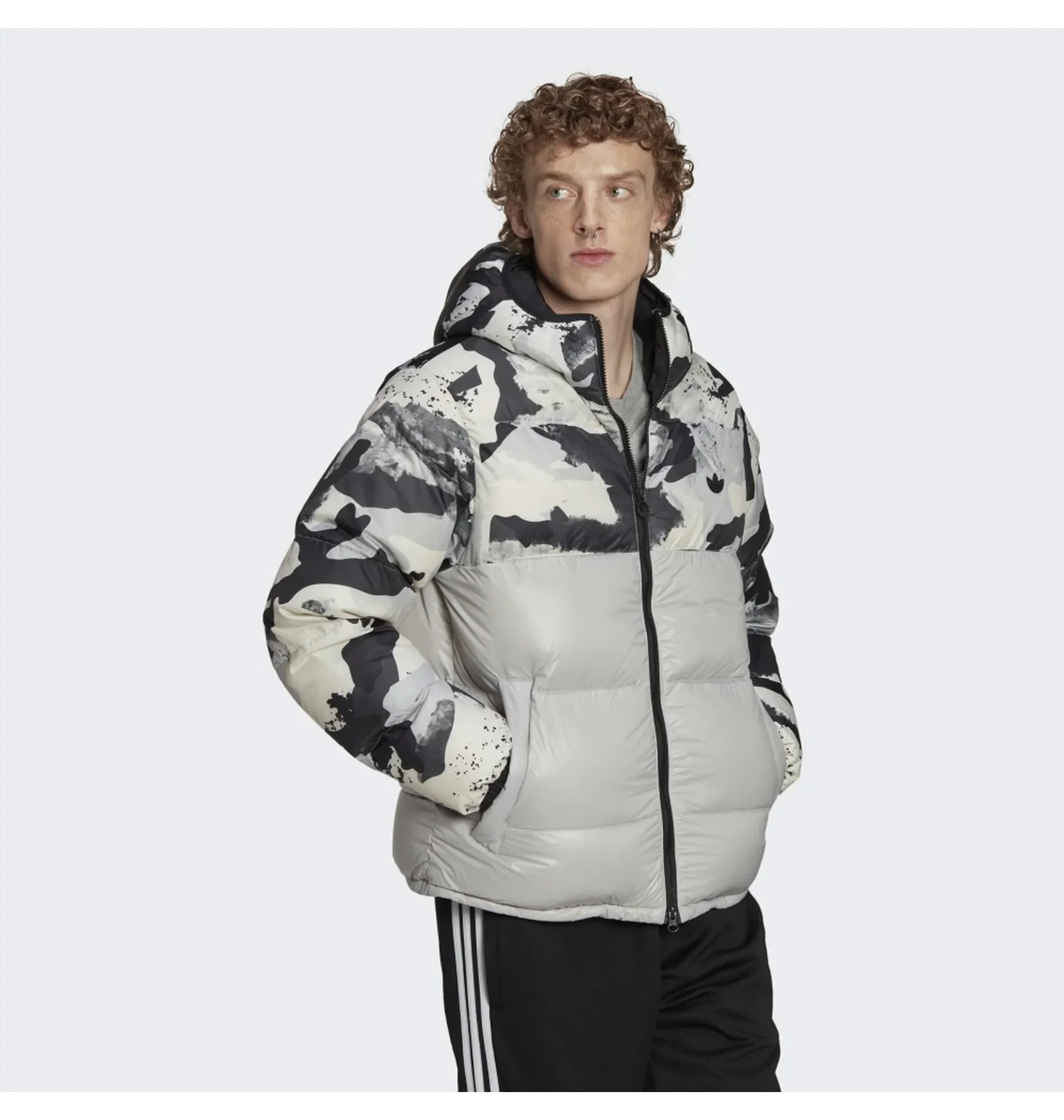 Пуховик чоловічий Adidas Down Regen Camo Hooded Grey 3