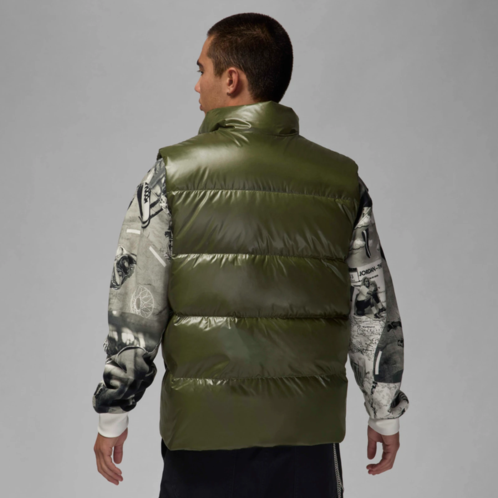 Жилетка чоловіча Air Jordan Flight Down Vest, оливкова 2