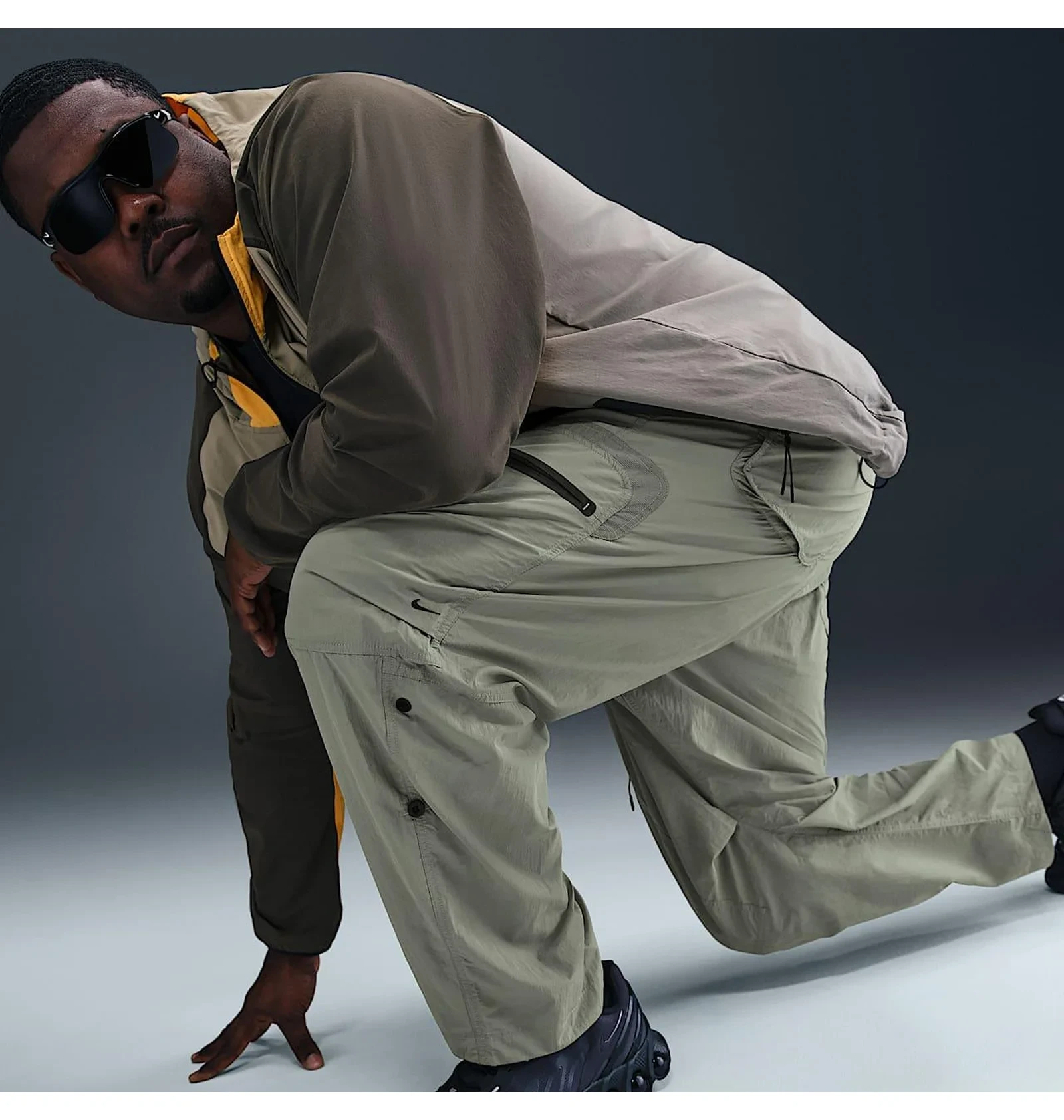 Штани чоловічі Nike Tech Woven Cargo Pants Olive 2
