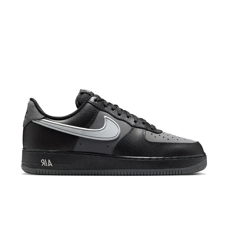 Кросівки чоловічі Nike Air Force 1 07 LV8 Black/Metallic