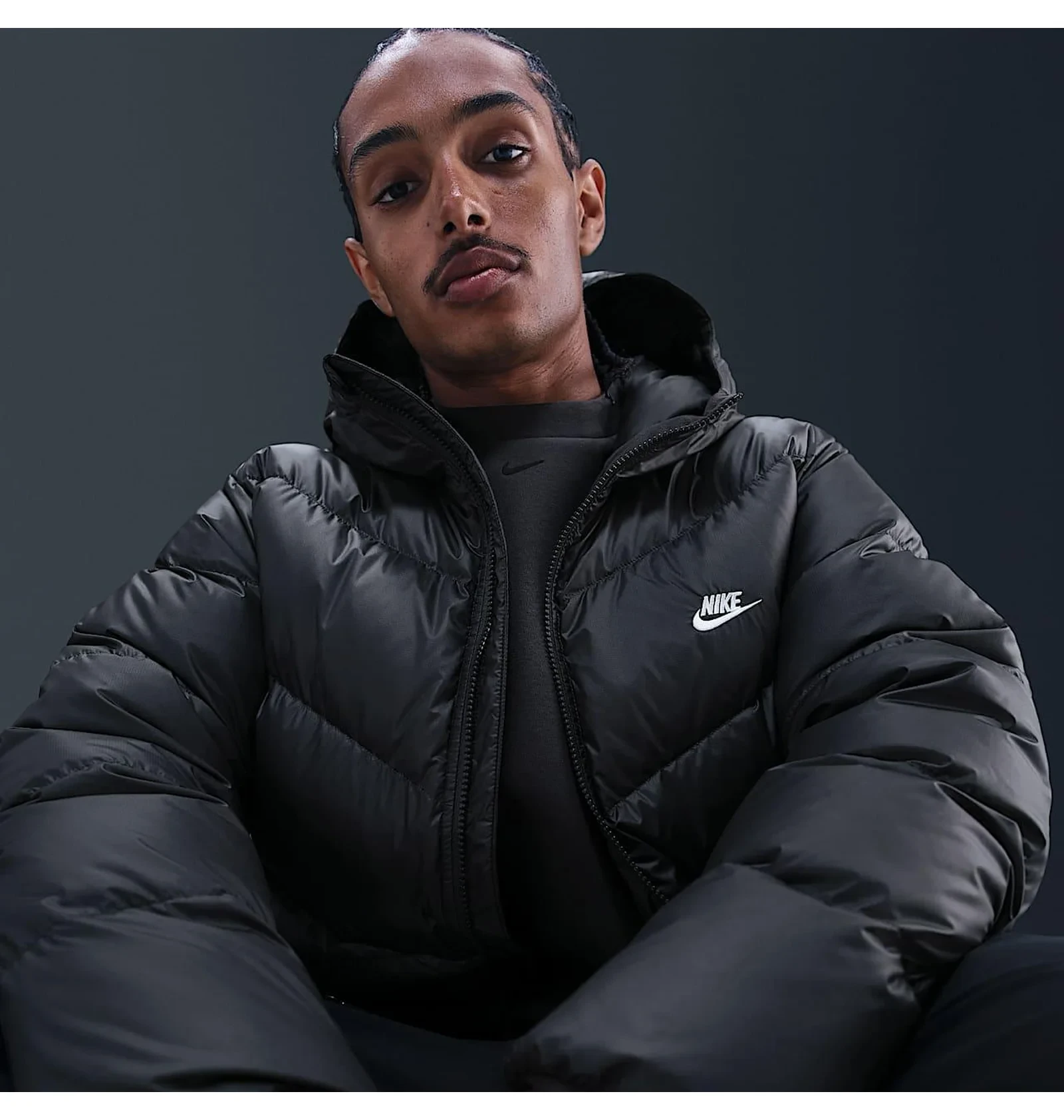 Пуховик чоловічий Nike Nk Windrunner Stmnt Dwn Jkt Grey 4