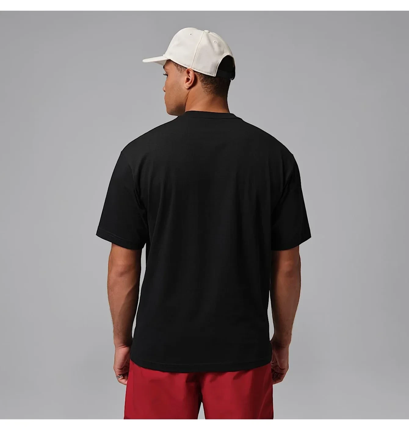 Футболка чоловіча Air Jordan Essentials Black 2