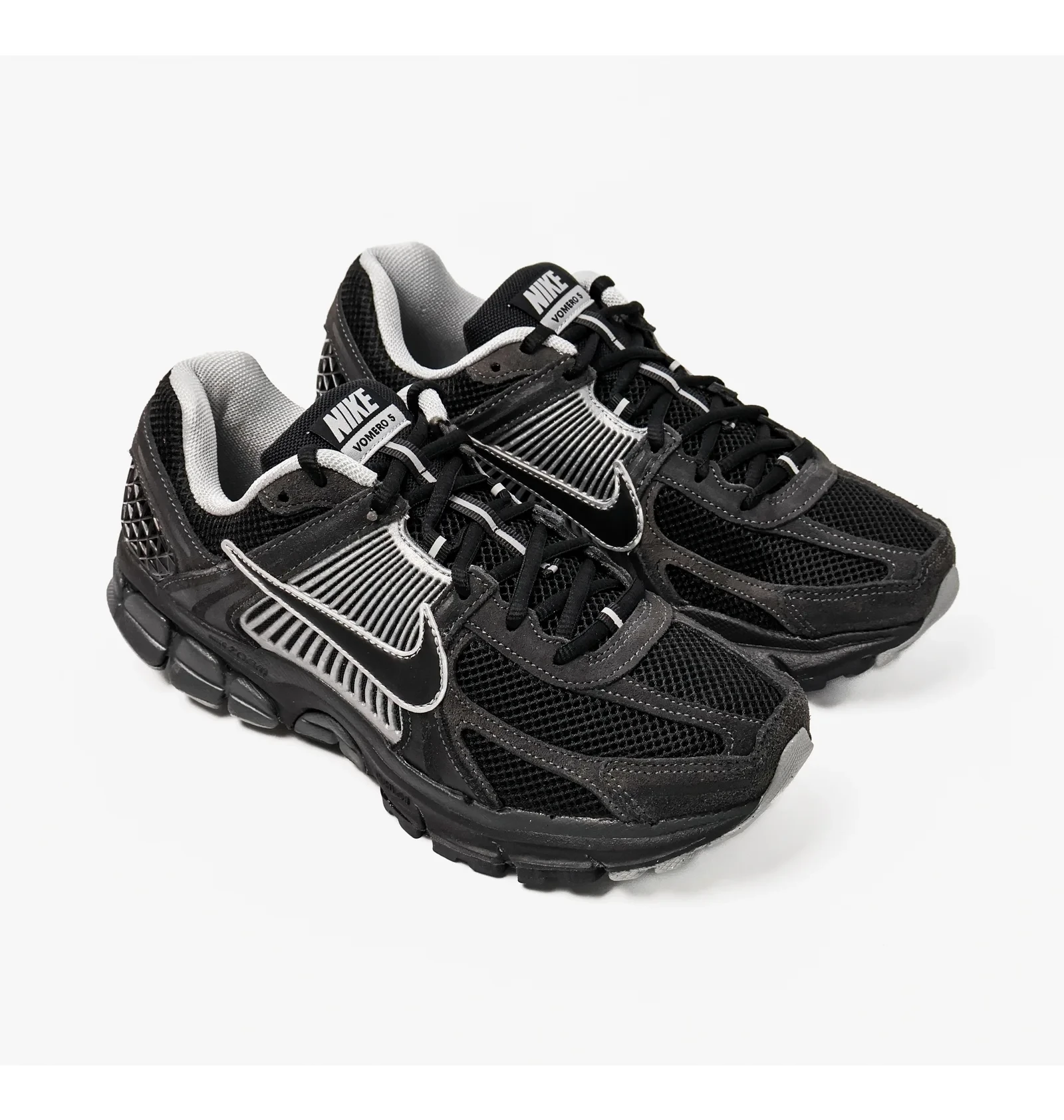 Кросівки унісекс Nike Zoom Vomero 5 Black 4