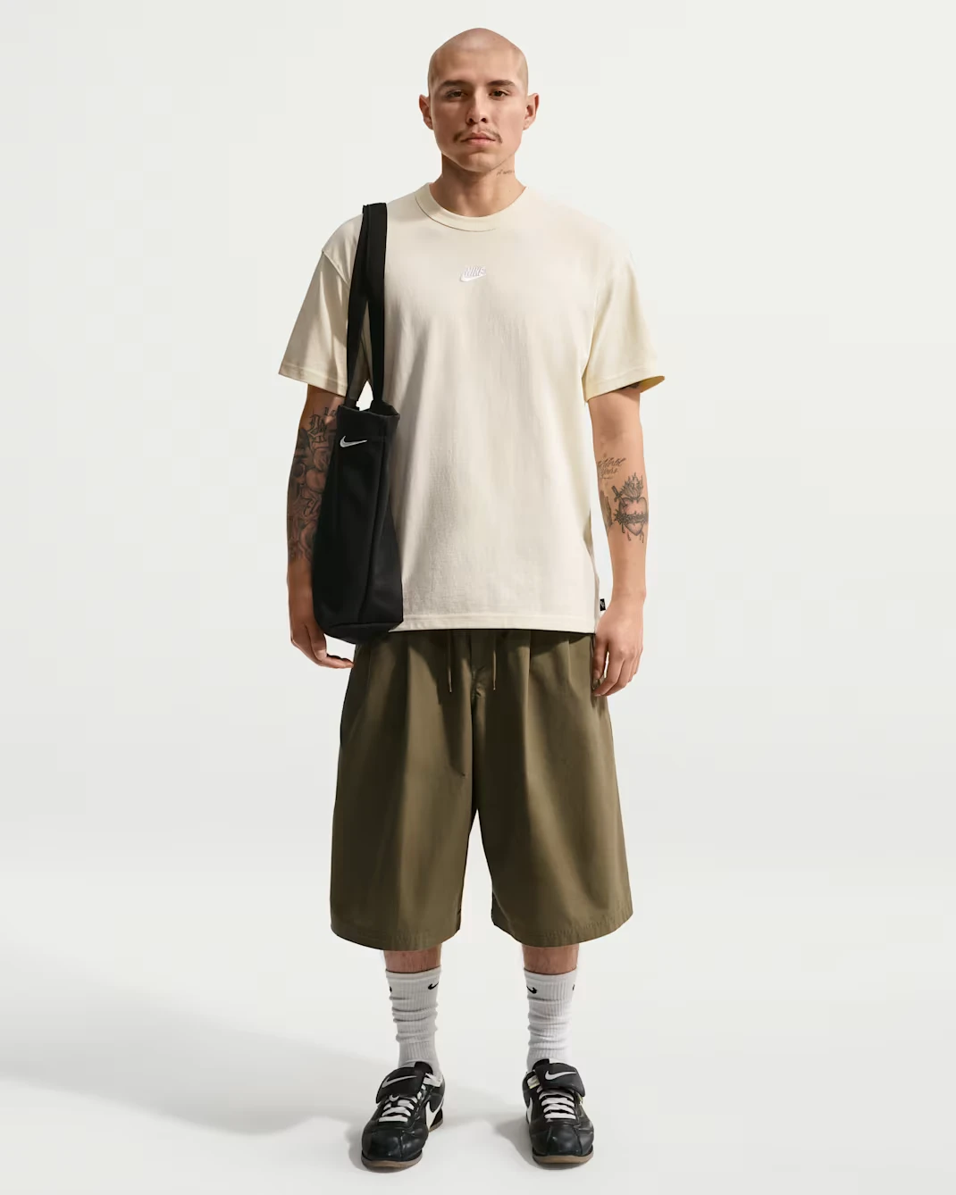 Футболка чоловіча Nike Premium Club T-Shirt In Beige 4