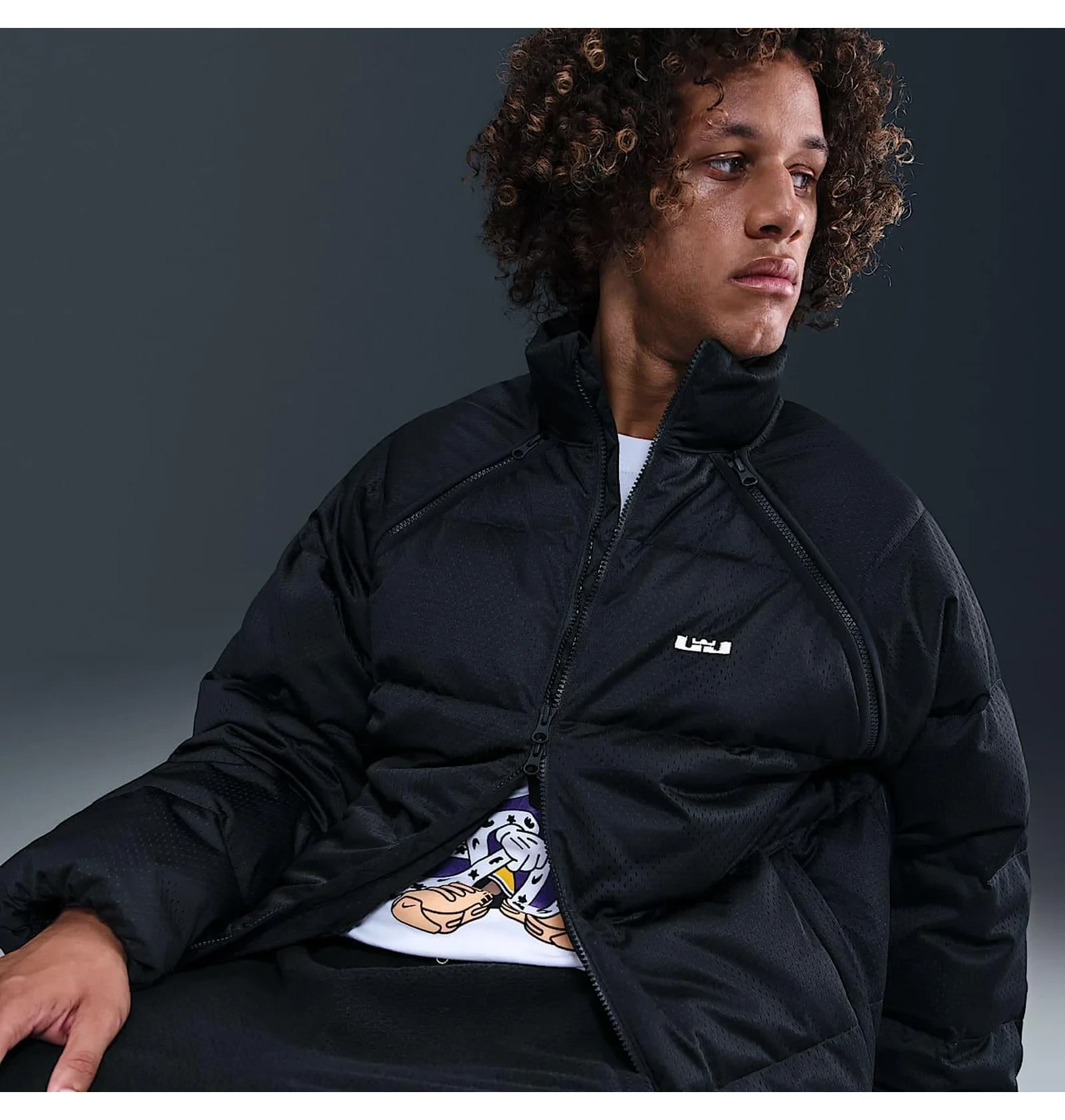 Куртка чоловіча Nike Therma-FIT LeBron Down Jacket, чорна 5