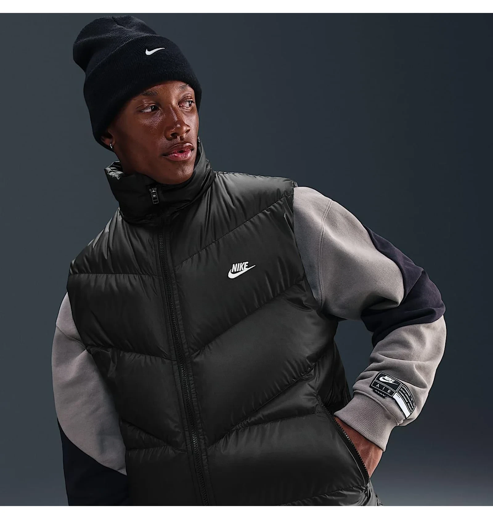 Жилетка чоловіча Nike Windrunner Black 2
